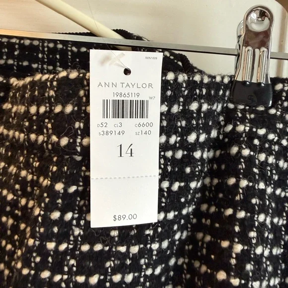 Ann Taylor Black and White Tweed Collarless Blazer and Matching Skirt - Picture 6 of 7